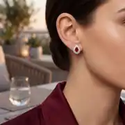 Pırlantalı Yakut Küpe 2