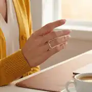 Taş Detaylı Altın Yüzük 4