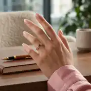 Renkli Taşlı Altın Helen Yüzük 3