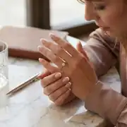 Yıldız Detaylı Altın Yüzük 3