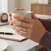 Taş Detaylı Altın Yüzük 3