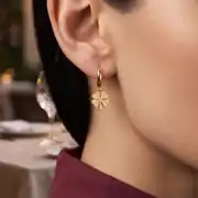 Yonca Charmlı Altın Küpe 2