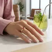 Altın Renkli Taşlı Yüzük 3