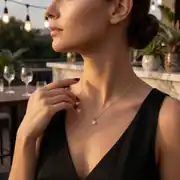 Altın Yıldızlı Kolye 3