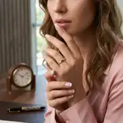 Renkli Taşlı Altın Yüzük 3
