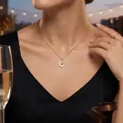 Taş Detaylı Çiçek  Kolye 2