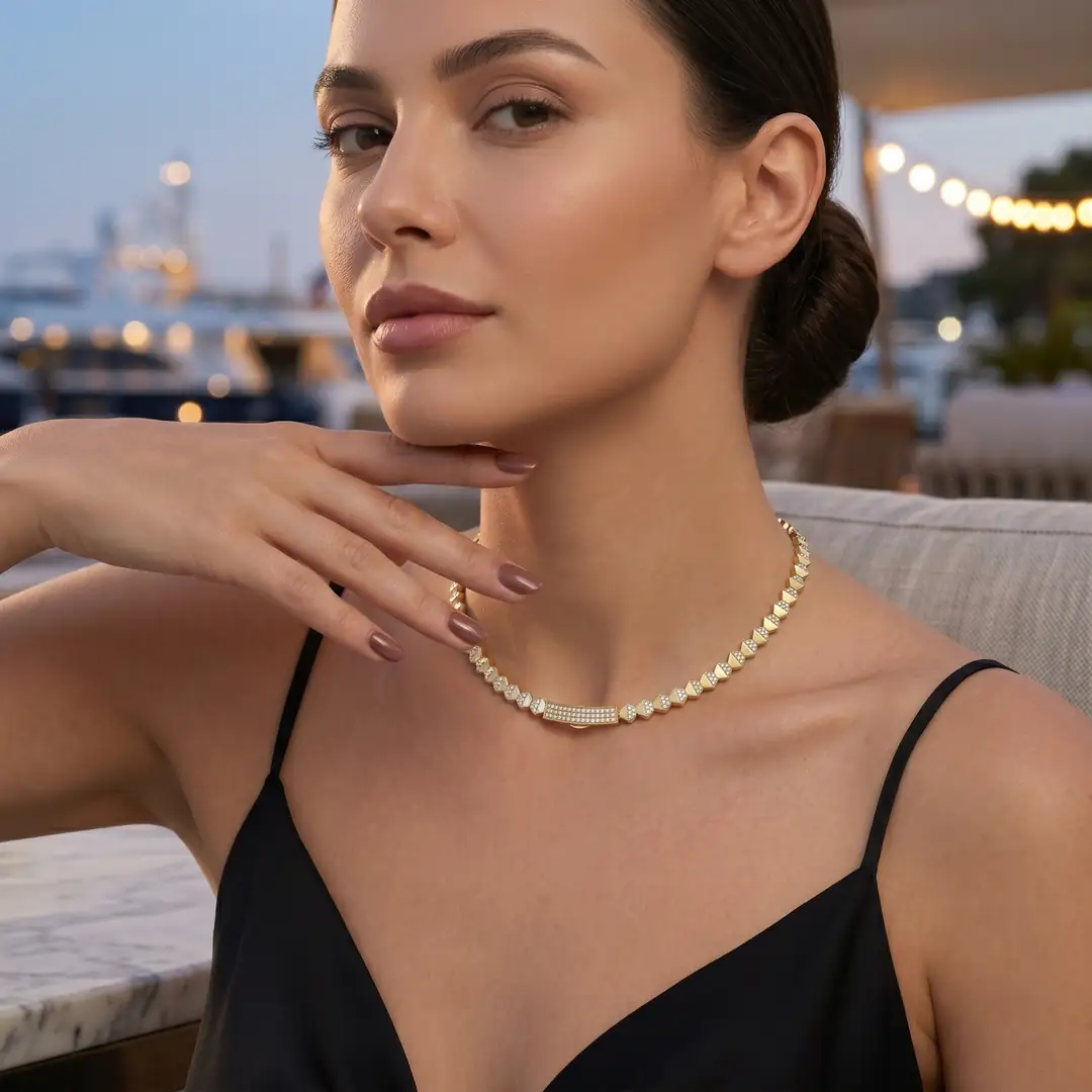 Kilit Detaylı Altın Set 4